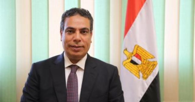 الدكتور عادل عبد الغفار