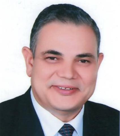 رئيس جامعة كفرالشيخ الدكتور عبدالرازق دسوقي