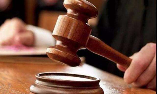 إعادة محاكمة متهم في اقتحام مركز شرطة العياط