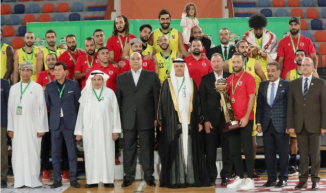 تتويج سلة الاهلي بالبطولة العربية
