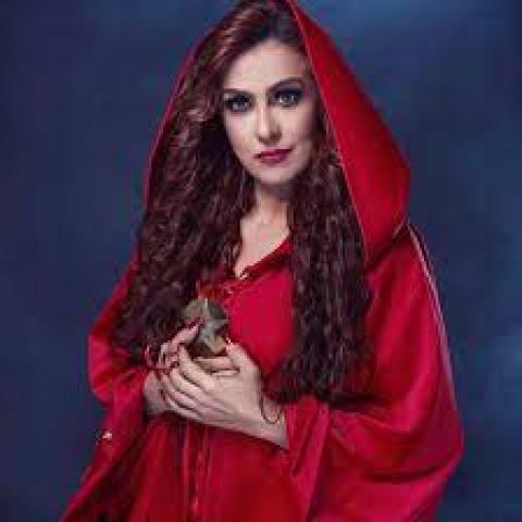 النجمة سيمون