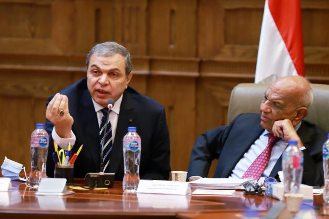 وزير القوى العاملة