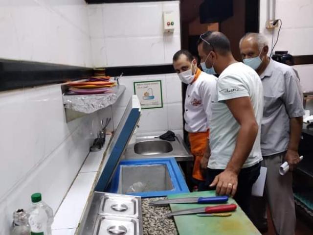 لجنة من التموين والصحة ومكتب البيئة للتفتيش على المخابز والمطاعم برأس غارب