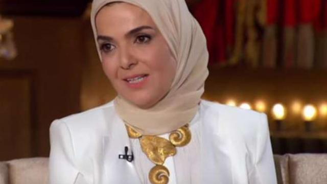 منى عبد الغنى 