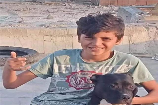 صورة الطفل المتوفى أثناء تناول الطعام بالمدرسة 