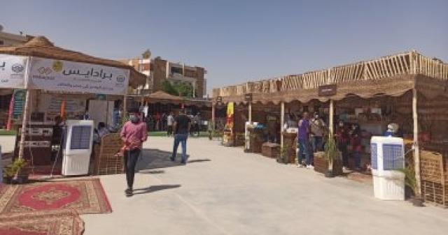 الملتقي السنوي الأول للتمور