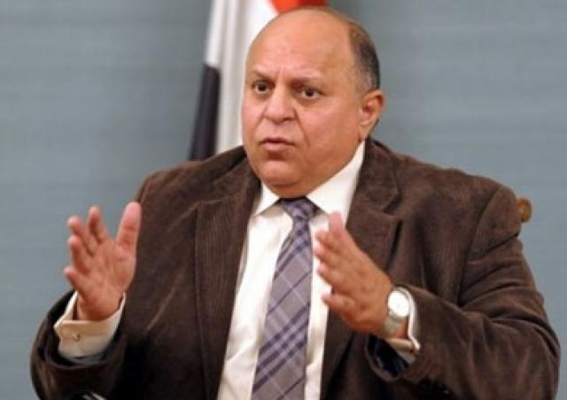 هاني محمود، وزير التنمية الإدارية الأسبق