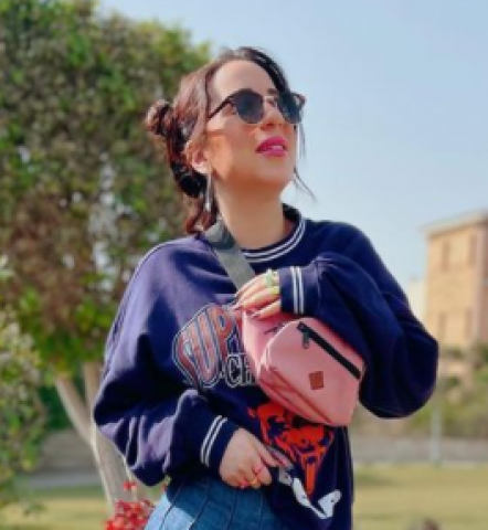 اسما شريف منير