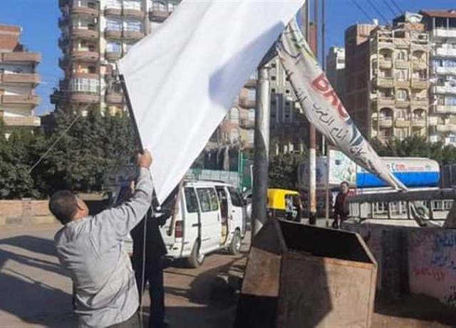 حملة لإزالة الإعلانات المخالفة 