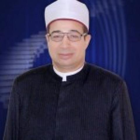 فضيلة الشيخ احمد عبد العظيم مدير المنطقه الازهرية
