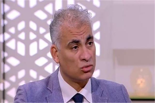 جمال القليوبي أستاذ هندسة الطرق والبترول