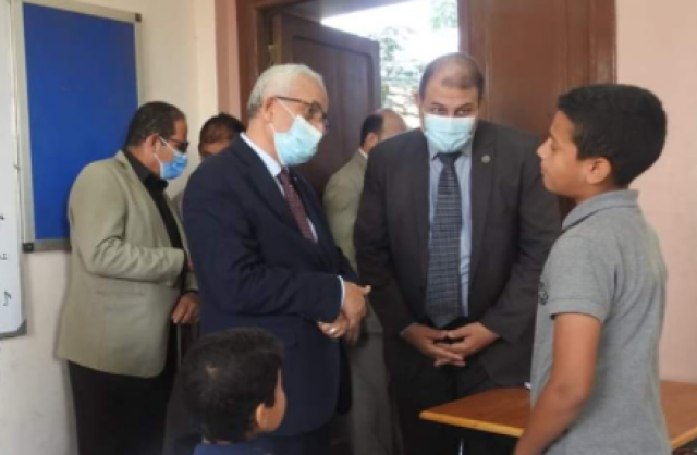  الدكتور رضا حجازي نائب وزير التربية والتعليم 