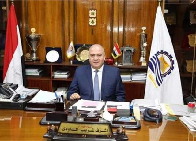 اللواء أشرف الداودي محافظ قنا