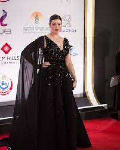 يسرا اللوزي 