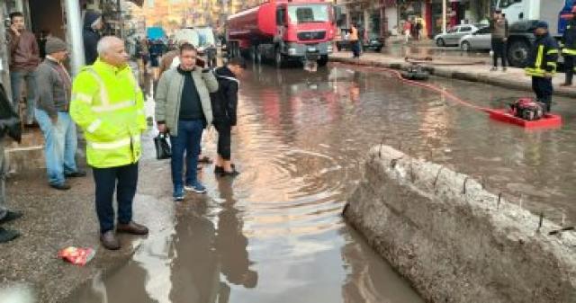 مياه البحيرة