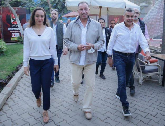 الخطيب