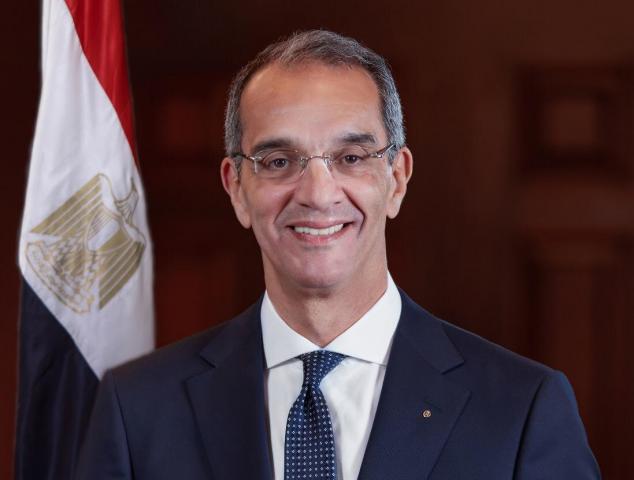 الدكتور عمرو طلعت 