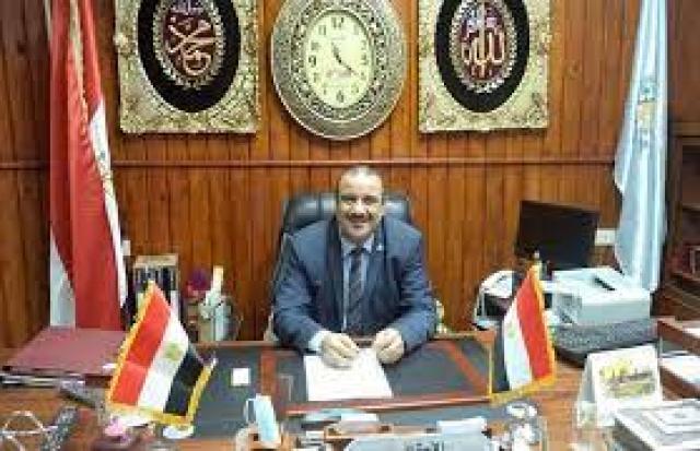 عاطف سلامة وكيل وزارة التربية والتعليم بمطروح