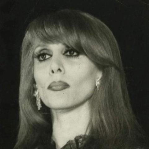 فيروز