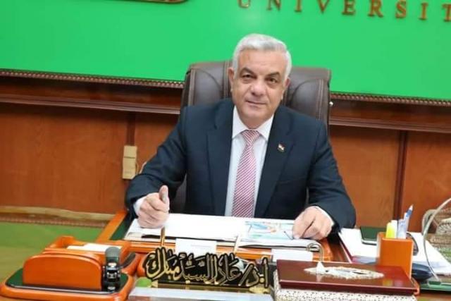 الدكتور عادل مبارك، رئيس جامعة المنوفية