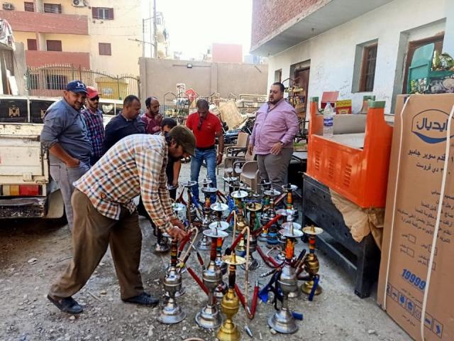 غلق مقاهي ومصادرة شيشة