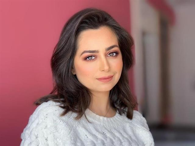 الفناة هبة مجدي