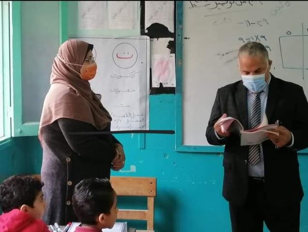 الدكتور خالد خلف وكيل وزارة التربية والتعليم بدمياط