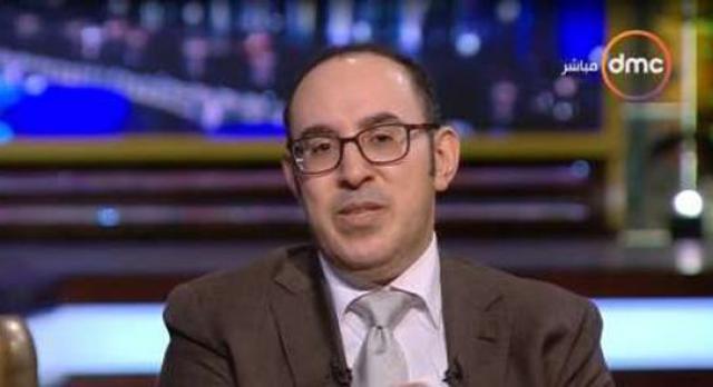  أحمد عبد الظاهر أستاذ القانون الجنائى بجامعة القاهرة
