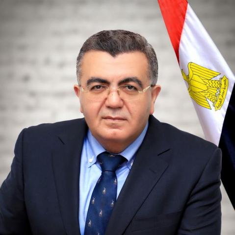 الدكتور حاتم صادق