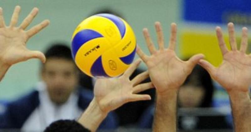  الكرة الطائرة