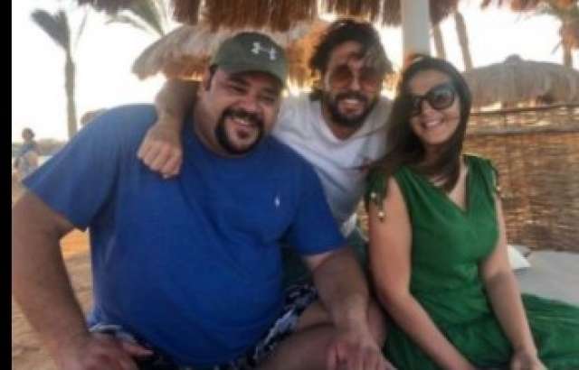 دنيا سمير غانم مهنئة محمد ممدوح