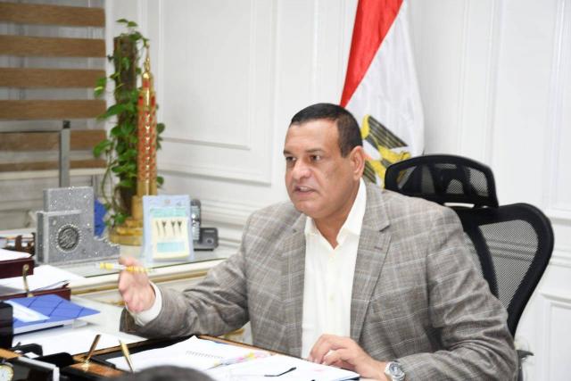محافظ البحيرة