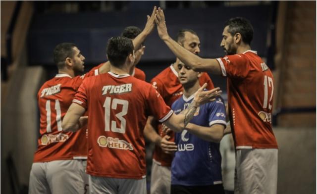 طائرة الاهلى