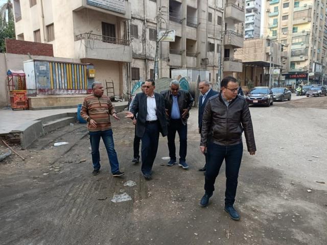 محافظ الشرقية  يتفقد شوارع مدينة الزقازيق