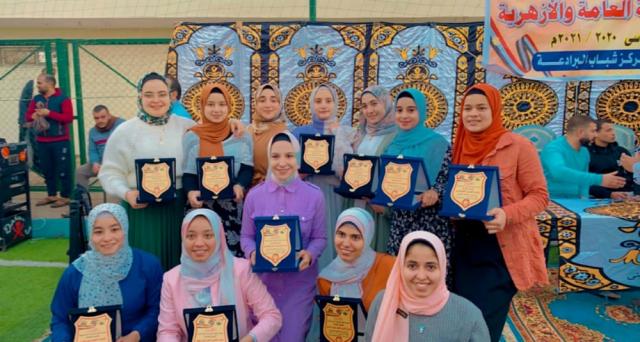 تكريم طلبة الشهادات العامة والأزهرية بالقليوبية