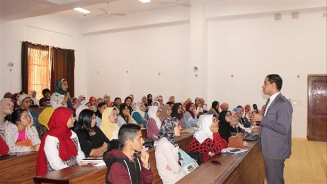 ندوة بإعلام المنيا
