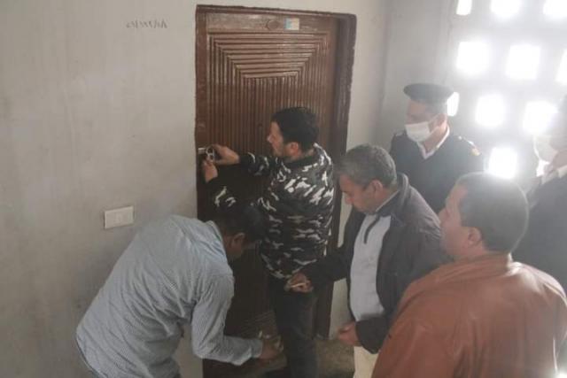 غلق وحدات سكنية مخالفة بمدينة السادات