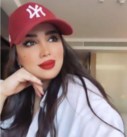 البلوجر  والفاشنيستا  اماني محريق 