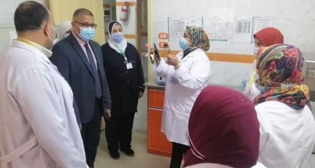 جولة الدكتور سيد جلال مدير عام فرع التأمين الصحى بالغربية