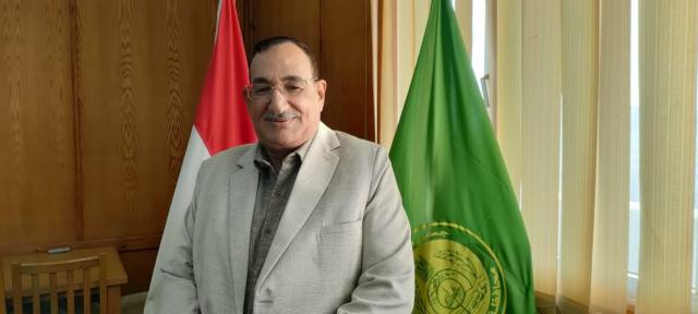 جلال الطاهر رئيس شعبة الخضر والفاكهه
