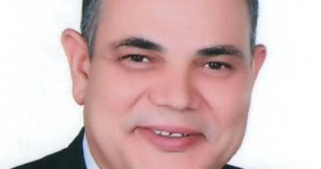 الدكتور عبدالرازق دسوقي