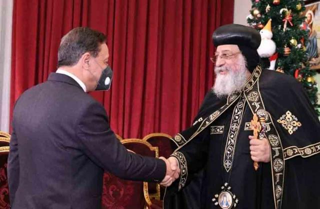 رئيس المجلس الأعلى للإعلام يهنئ البابا تواضروس بالعيد