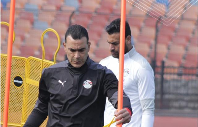 احمد الحضرى وأبوجبل
