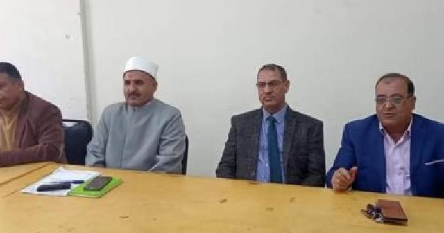 اجتماع المنطقة الازهرية بالبحر الأحمر لمناقشة الاستعدادات النهائية للامتحانات