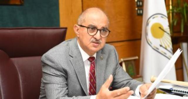 الدكتور طارق الجمال رئيس جامعة أسيوط