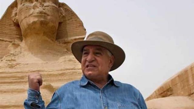  الدكتور زاهي حواس