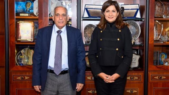 الوزيرة والخبير المصرى 
