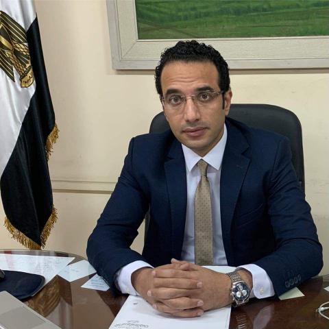 أحمد كمال معاون وزير التموين 