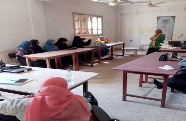 منتدى البيئة في أسوان ينظم دورة تدريبة لتمكين المرأة اقتصاديا