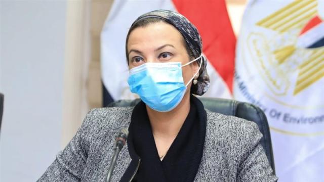 وزيرة البيئة 